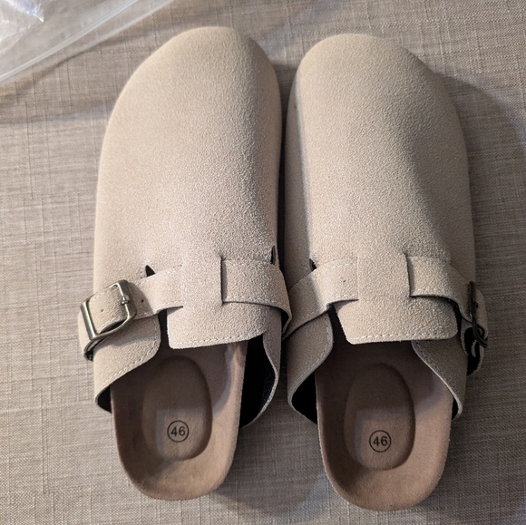 cloggs Other - Cloggs Slide On Shoes